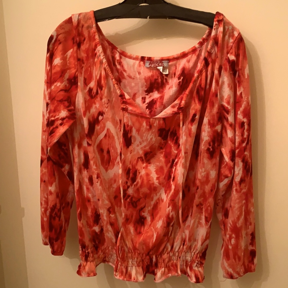 Red print top
